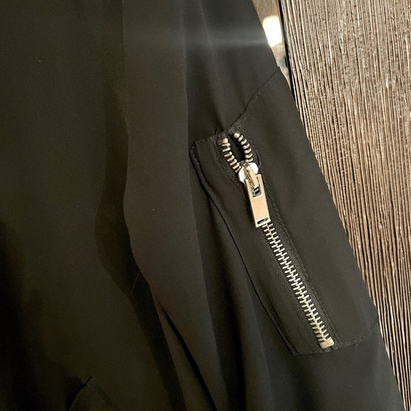 Zara Basic Collection Unisex Black Light Jacket - Picture 3 of 3